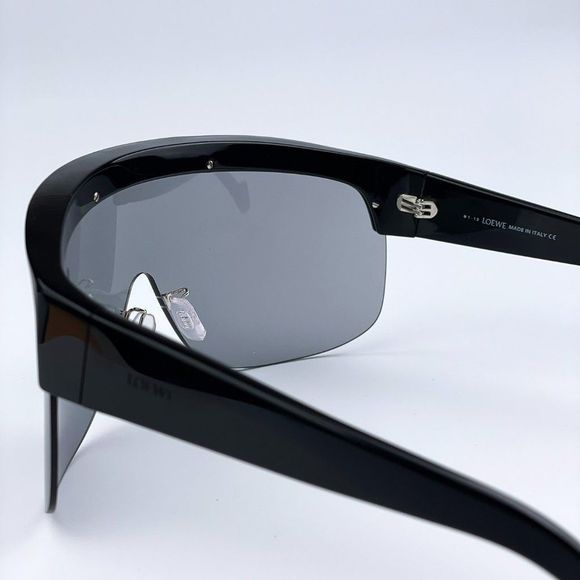 Loewe Black Shield Sunglasses with Gray Gradient Lenses main image 13